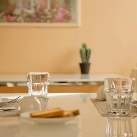 アパートホテル Etna Europa 4*