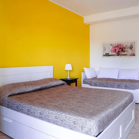 Etna Europa アパートホテル サン・グレゴーリオ・ディ・カターニア